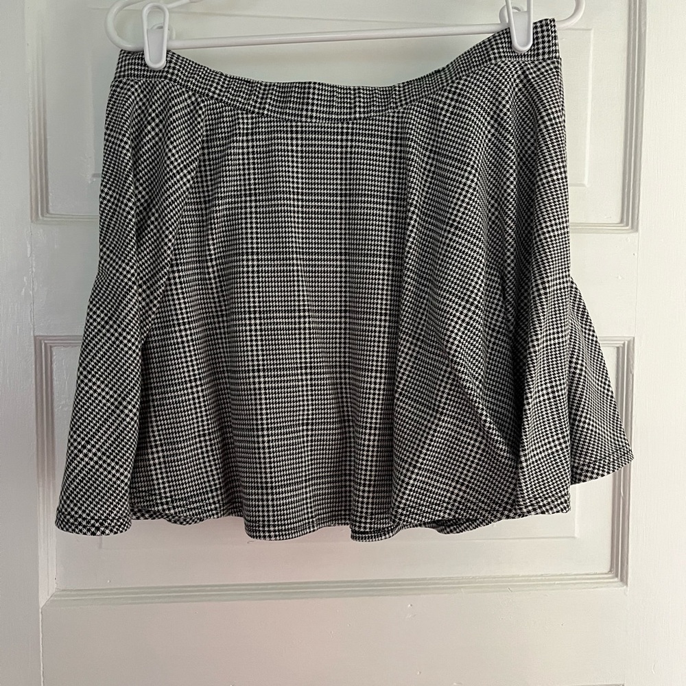 Woman’s skirt jumper